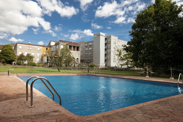 Indoor pool, outdoor pool