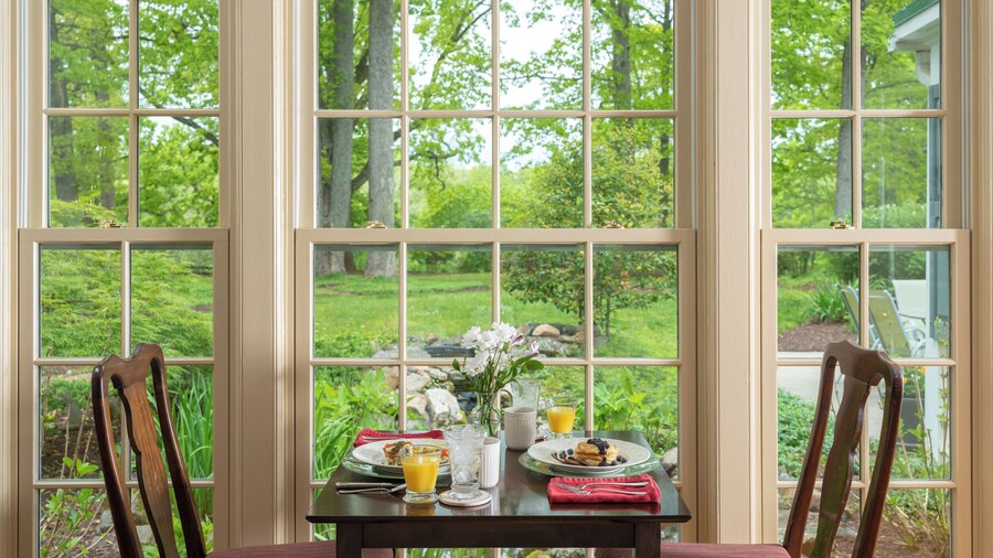 Foxfield Inn