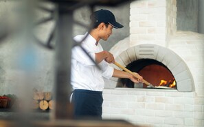 Breakfast, lunch and dinner served - Explorar Koh Samui – Adults Only Resort and Spa (Koh Samui)