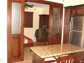 In-room dining - Sweet Dreams Studios (Sardinal)