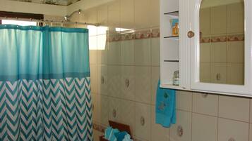 Bathroom | Shower, towels
