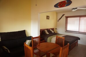 Las Torres Studio No 28