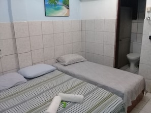 Minibar, free WiFi, bed sheets