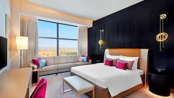 Hypo-allergenic bedding, minibar, in-room safe, desk