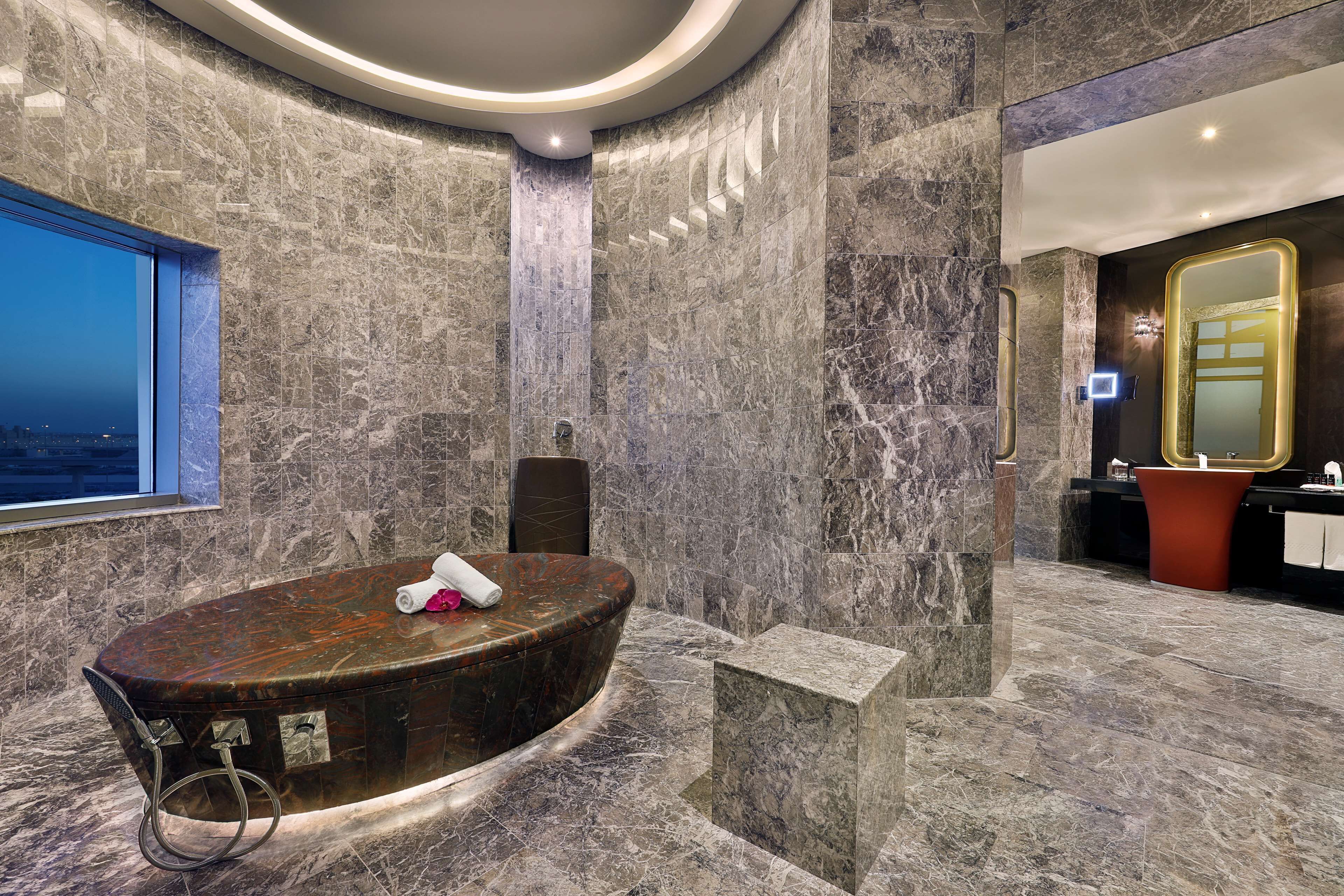 Photo - AlRayyan Hotel Doha, Curio Collection by Hilton