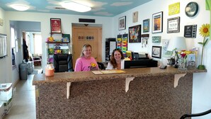 Reception - Happy Suites at Happy Acres (Hinesville)