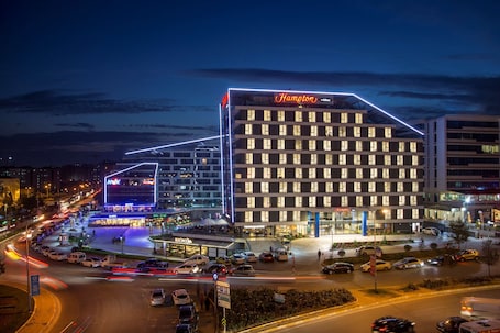 Exterior. Hampton by Hilton Istanbul Kurtkoy