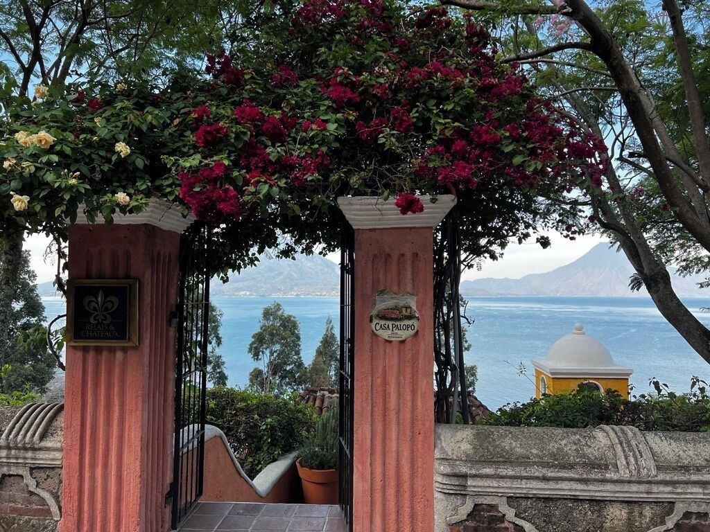 Entrada de la propiedad