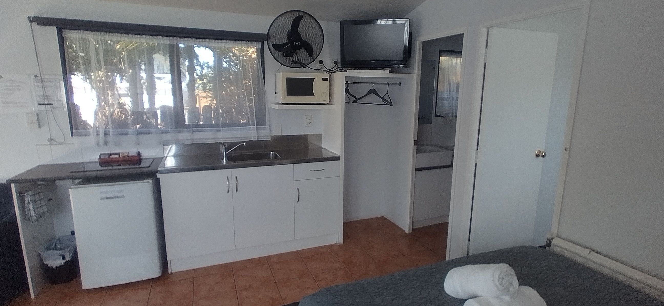 Comfort Cottage, 1 Bedroom, Private Bathroom | Private kitchen