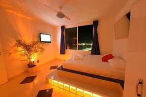 Premium Penthouse, 3 Bedrooms, Beach View | 3 bedrooms, in-room safe, iron/ironing board, free cribs/infant beds - Rios Finest Rua Bolivar Copacacabana (Rio de Janeiro)