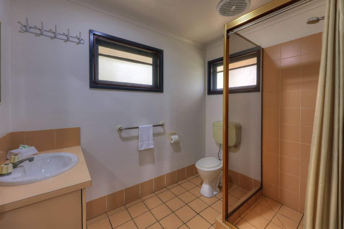 two bedroom bungalow | bathroom shower