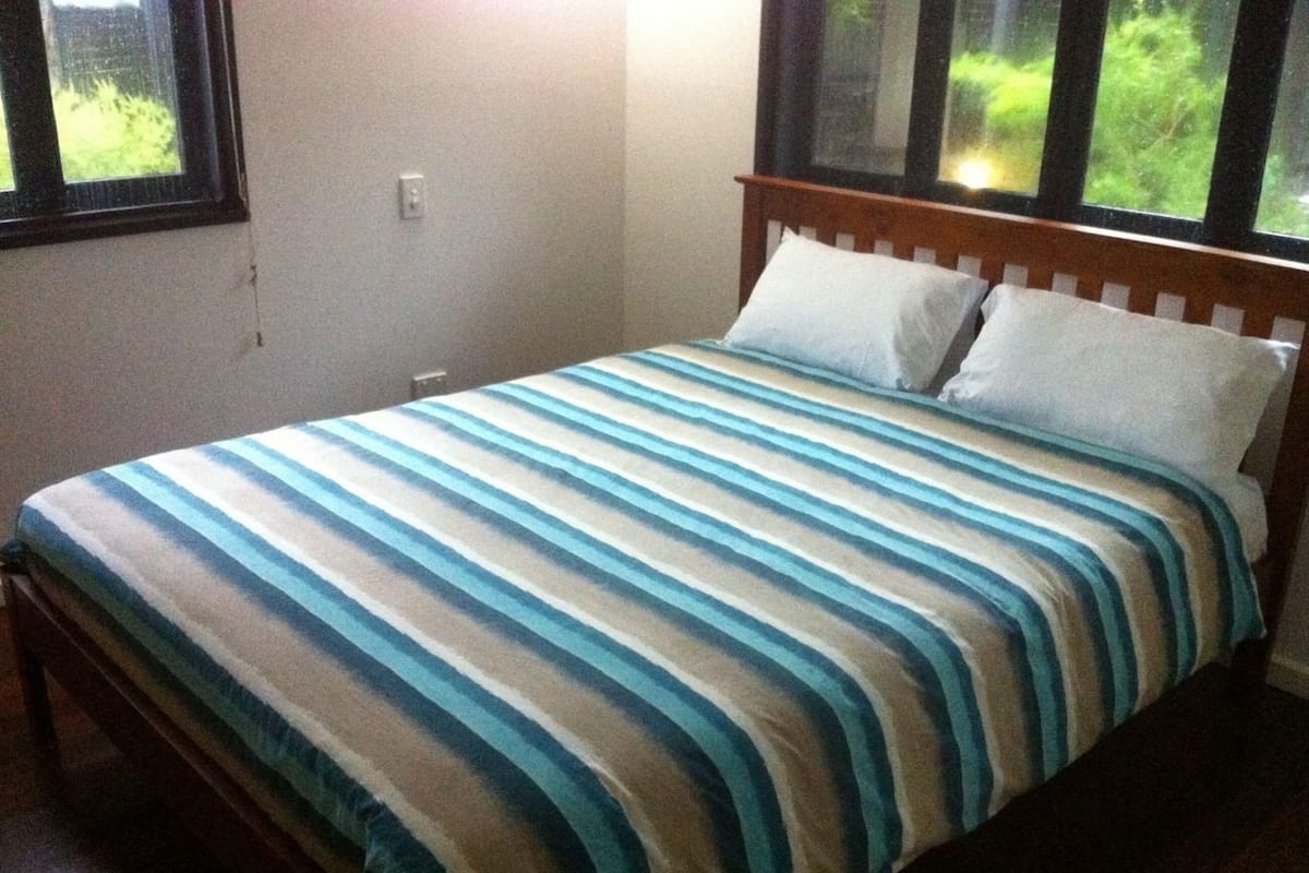 Two Bedroom Bungalow | Bed sheets