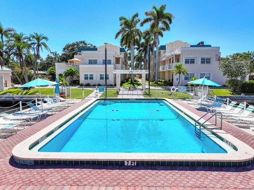 Palm Bay Club by Beachside Management