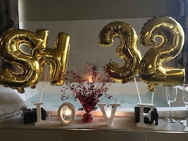 Luxury Room, 1 King Bed (Spa Suite) | Individually decorated, individually furnished, laptop workspace