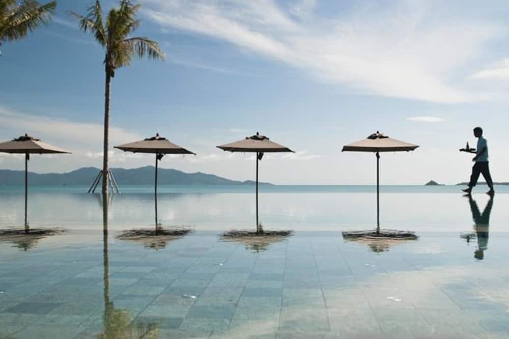 Hansar Samui Resort & Spa