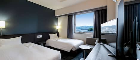 Down comforters, desk, blackout drapes, free WiFi