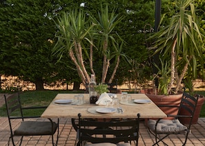 Suite Deluxe, amb bany privat (Suite 3-Private Terrace) | 1 dormitori, wifi i roba de llit