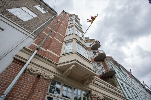 The Citadel apartments by Daniel&Jacob’s
