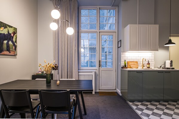 經典公寓, 私人浴室 (Courtyard) | 房內用餐區