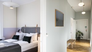 Apartment, 4 Bedrooms, Kitchen