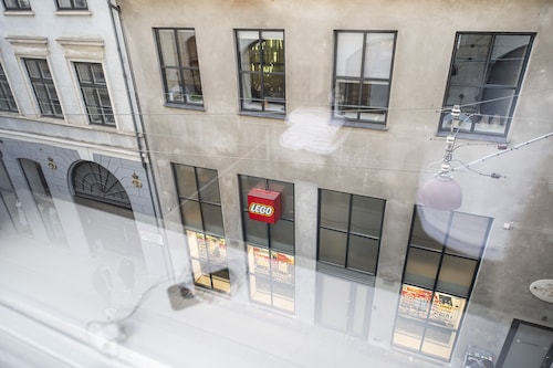 The Mile 2 by Daniel&Jacob’s