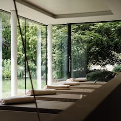 Espace de soins en plein air, sauna, bain à remous, hammam