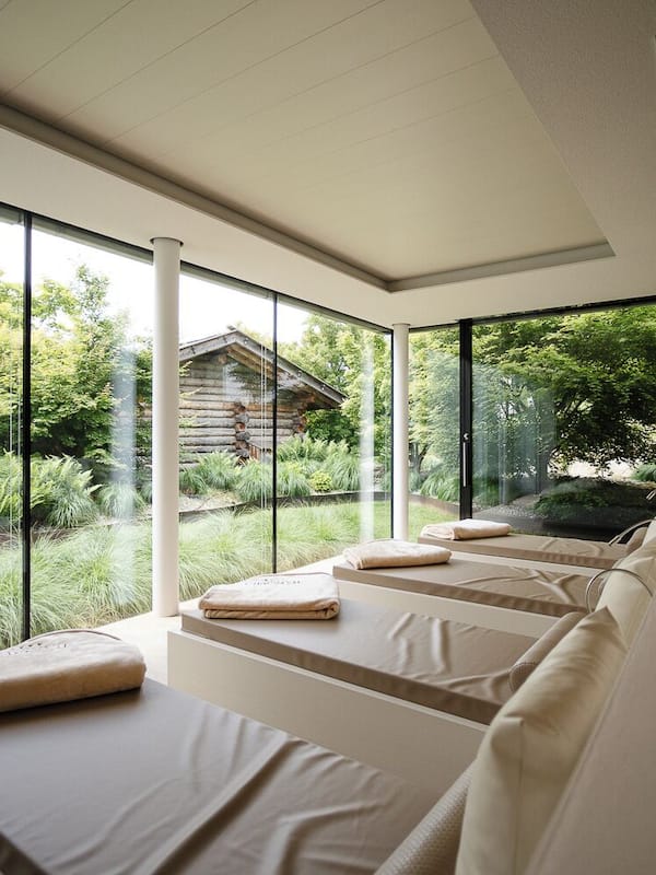 Espace de soins en plein air, sauna, bain à remous, hammam