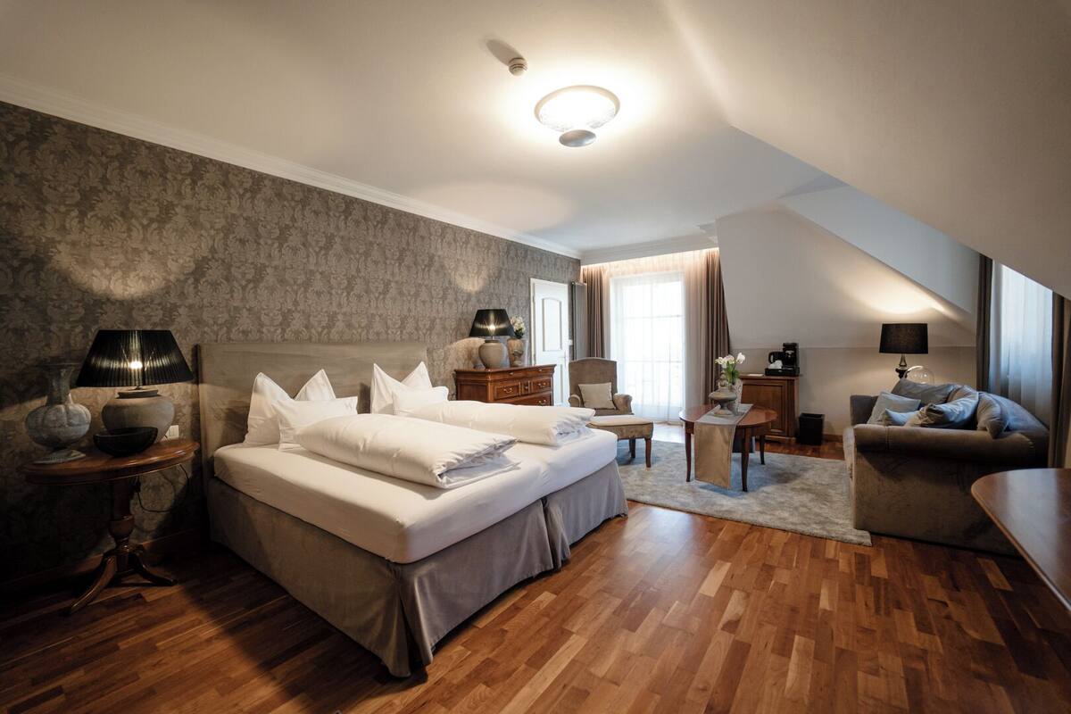 1 bedroom, minibar, in-room safe, desk