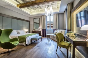 Junior Suite | Frette Italian sheets, down comforters, memory foam beds, minibar - Martis Palace Hotel (Rome)