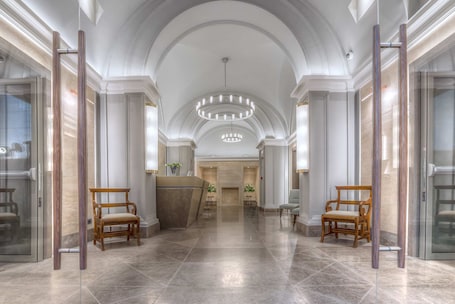 Interior entrance. Martis Palace Hotel