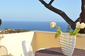 Superior Triple Room | Water view - Hotel Polito (Forio)
