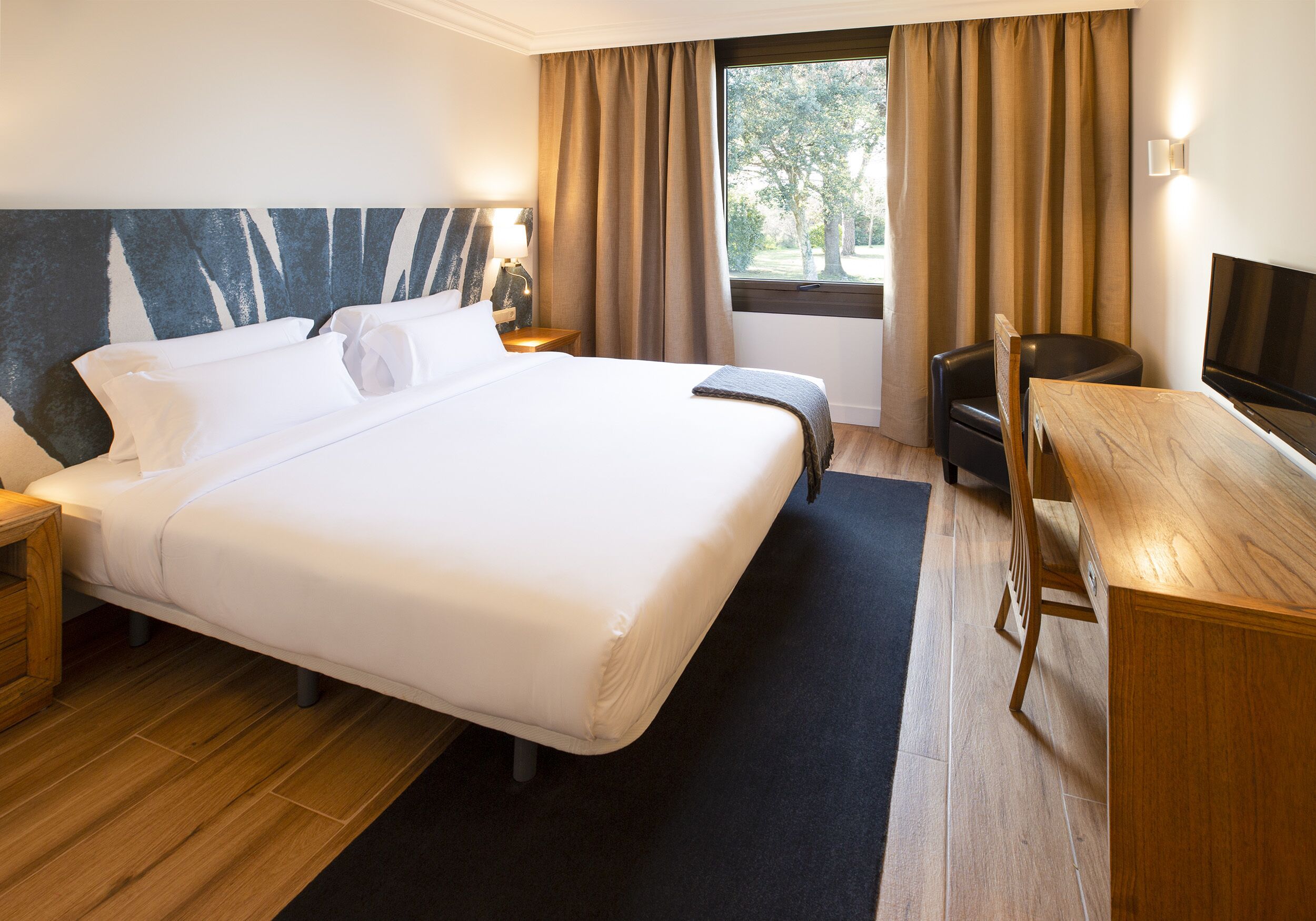 minibar, in-room safe, desk, blackout curtains