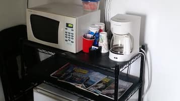 Room, 1 Bunk Bed | Mini fridge