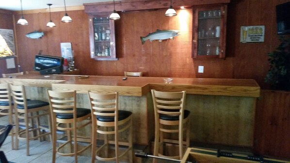 Game room - The School House Inn (Altmar)