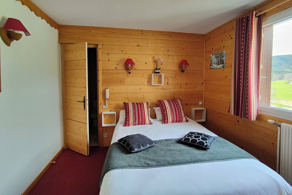 Habitación individual superior | Escritorio y wifi gratis