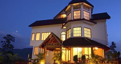 Dream Mountain Resort