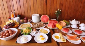 Desayuno continental todos los días (con cargo) 