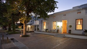 View from property - 22 Die Laan Guest House (Stellenbosch)