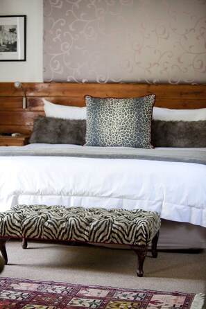 1 bedroom, in-room safe, desk, blackout curtains - 22 Die Laan Guest House (Stellenbosch)