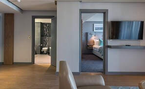 King Suite Marina view