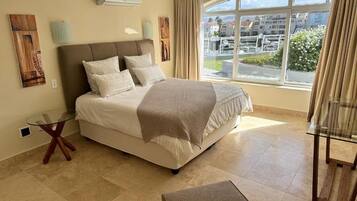 Self Catering Suite Marina view | Minibar, in-room safe, desk, soundproofing