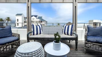 Apartment, 2 Bedrooms (Penthouse) | Terrace/patio