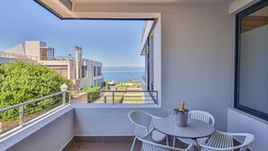 Luxury Apartment, Sea View, Oceanfront