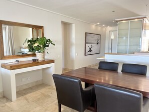 Comfort Apartment, 2 Bedrooms (Apartment 103) | Bathroom | Separate tub and shower, free toiletries, hair dryer, towels - Hermanus Luxury Apartments (Hermanus)