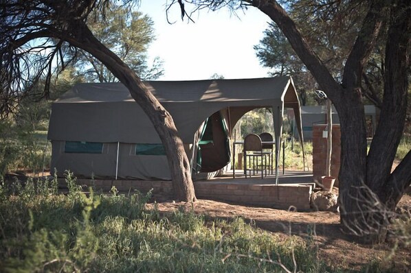 Comfort-Zelt, 1 Schlafzimmer (Fully Equiped Tents)