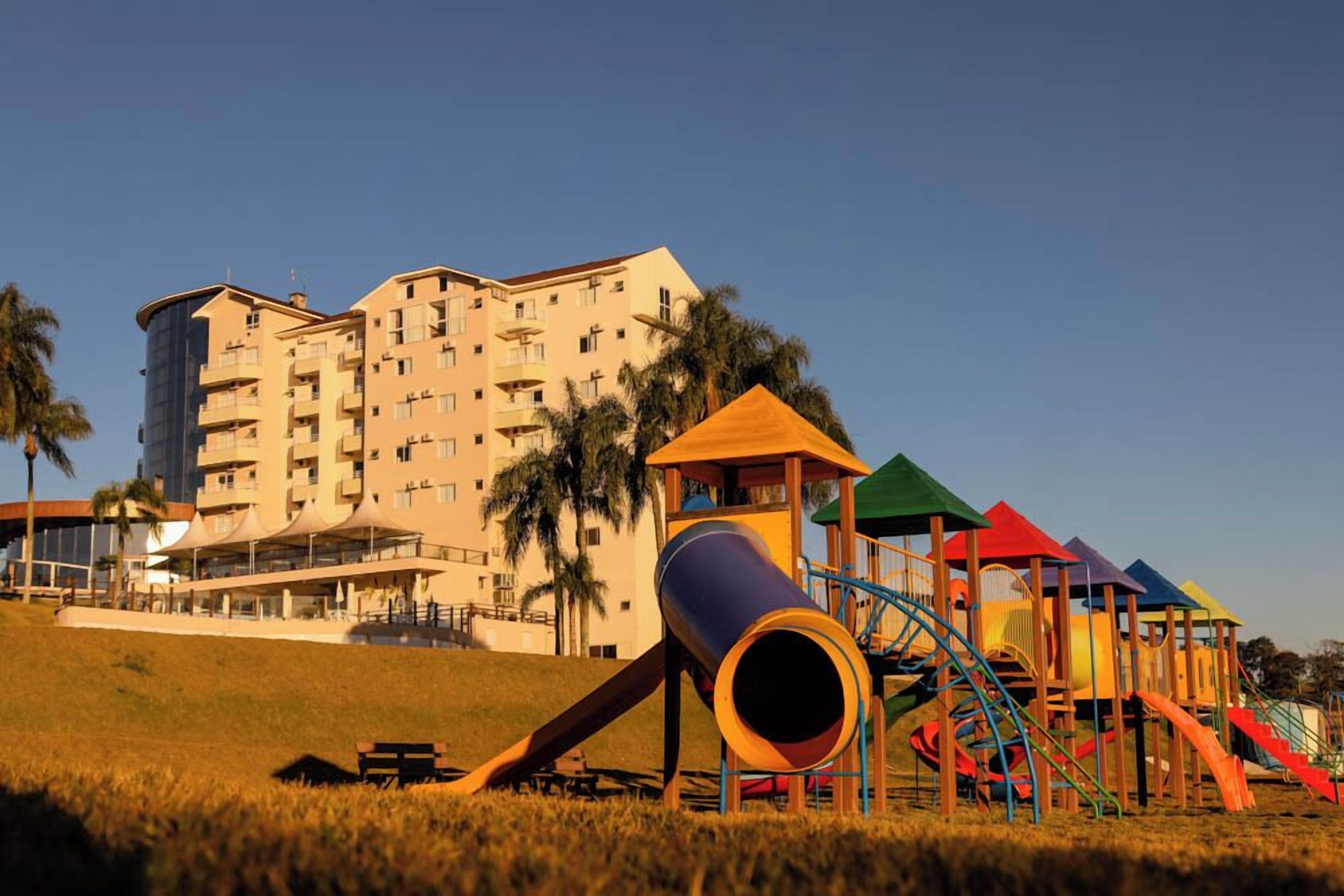 children’s play area – outdoor