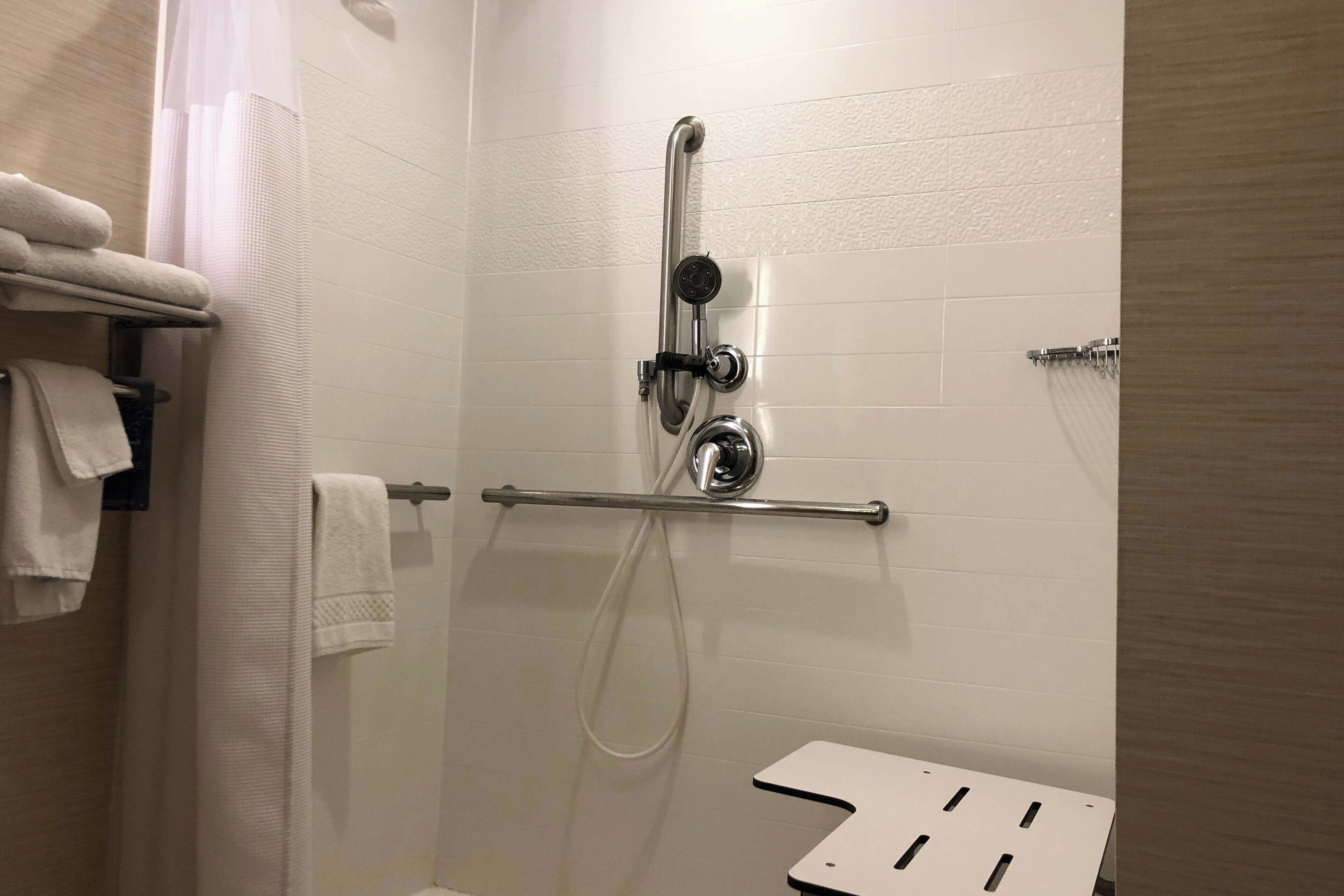 Photo - Fairfield Inn & Suites by Marriott Alexandria