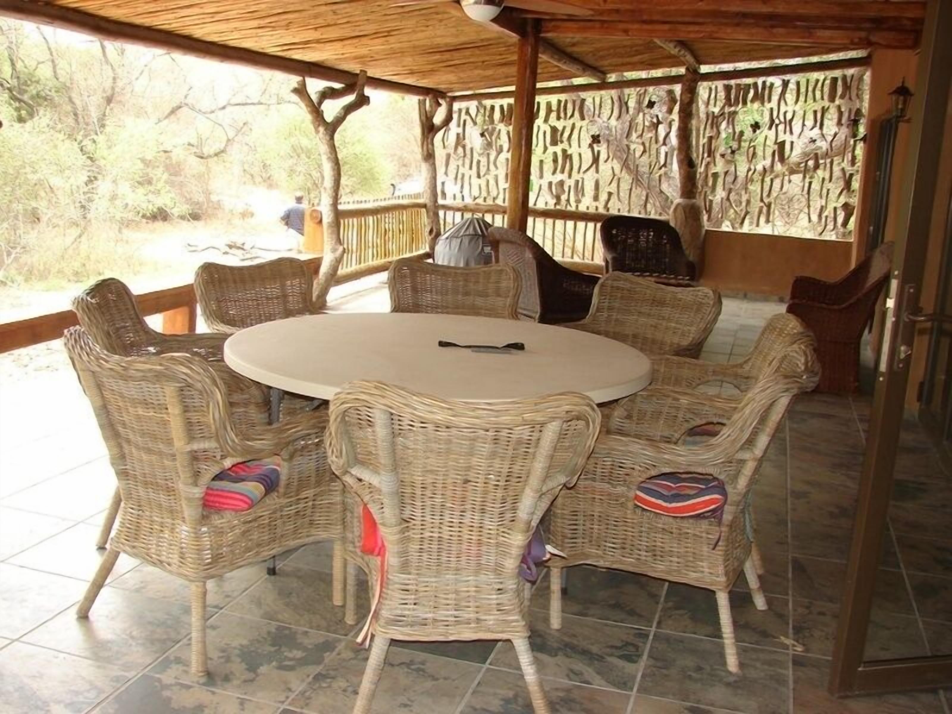 African Reunion | Terrace/patio
