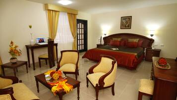 Luxury | Premium bedding, minibar, in-room safe, desk