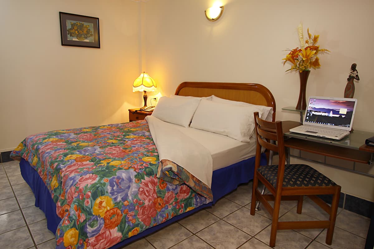 Chambre Double, 1 grand lit